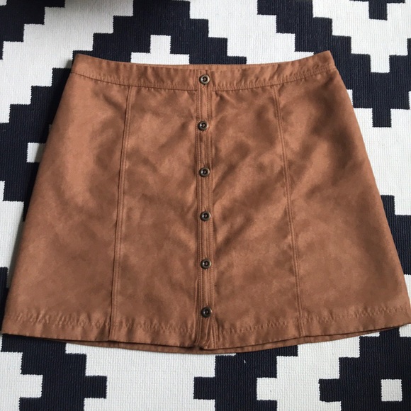 Hollister button up faux suede skirt - Picture 3 of 4